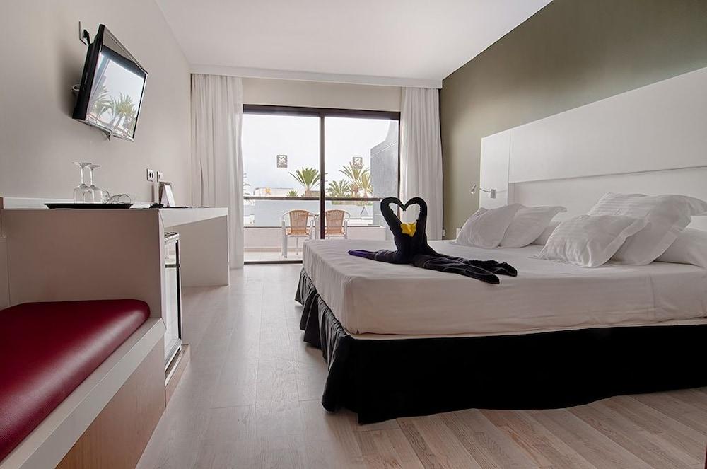 R2 Romantic Fantasia Dreams & Suites Hotel (Adults Only) Tarajalejo Dış mekan fotoğraf